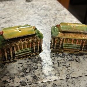 Tv ceramic San Francisco cable car salt & pepper shakers